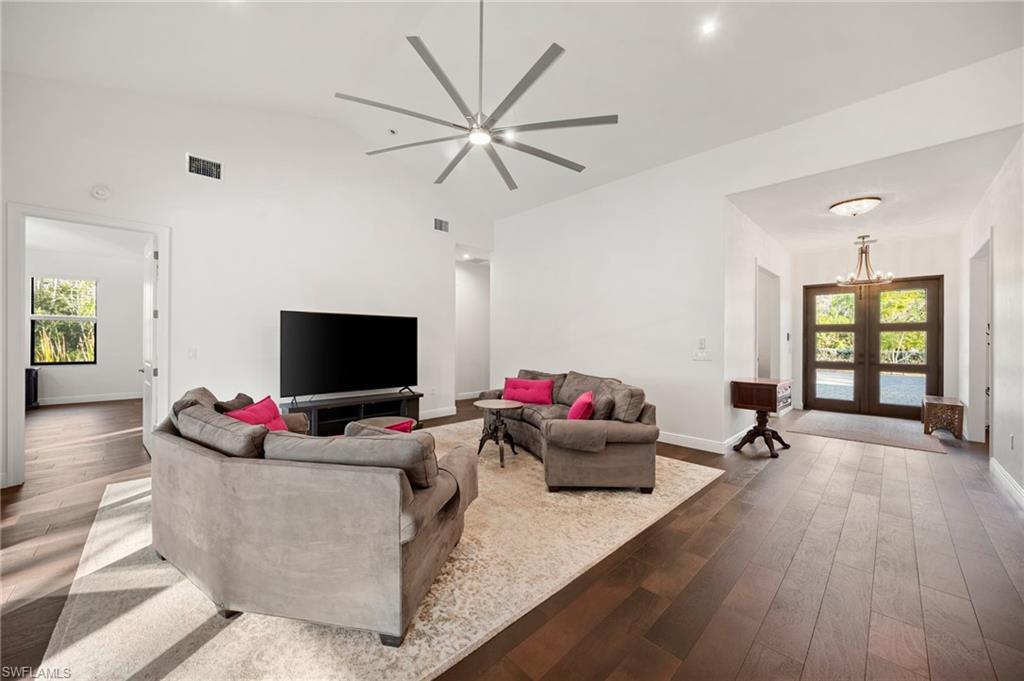 25526 Busy Bee DR