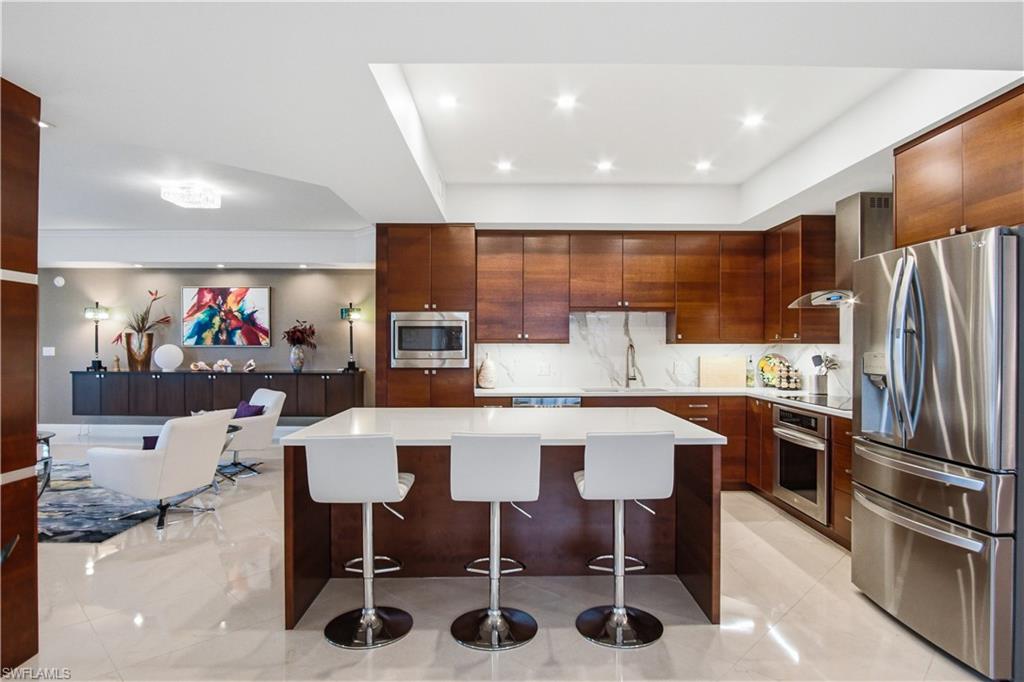 559 Audubon BLVD E-202