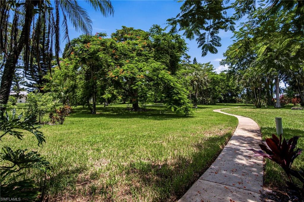 664 Pompano DR