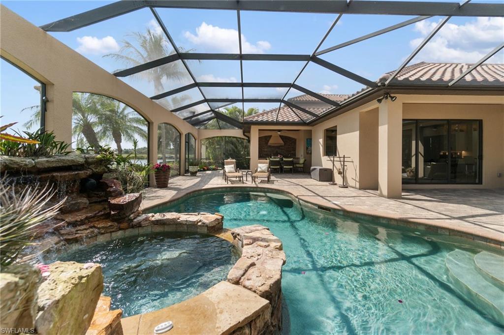 3440 Runaway LN