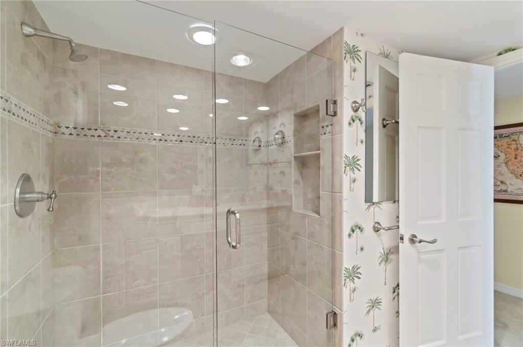 3483 Gulf Shore BLVD N 105 - At 2nd Floor Level