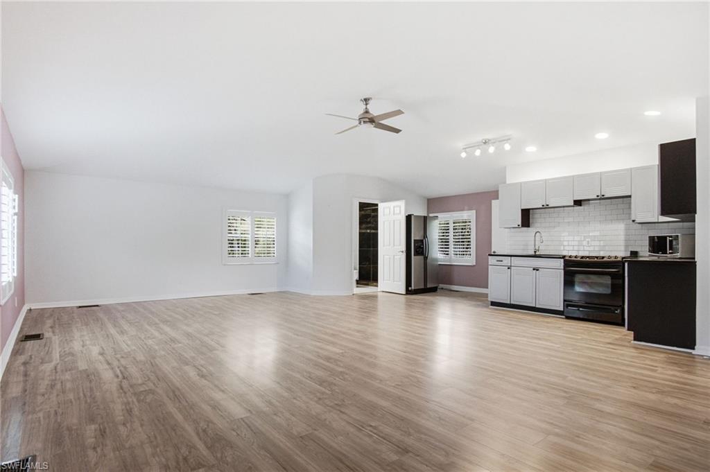 25273 Moriah LN