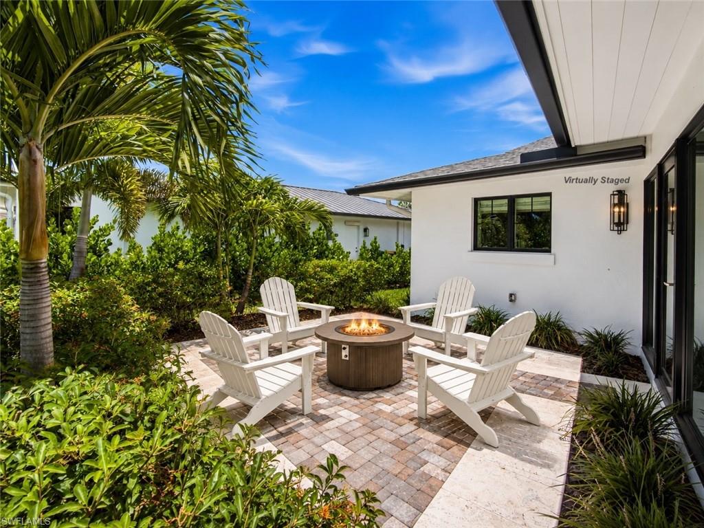 664 Pompano DR
