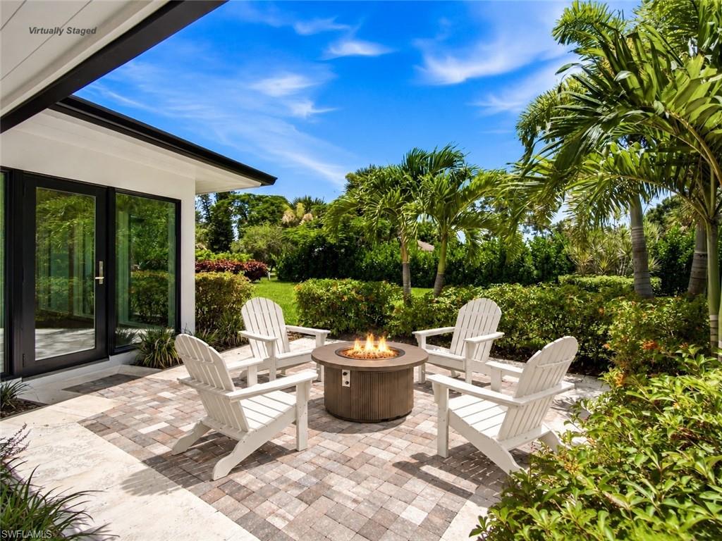 664 Pompano DR