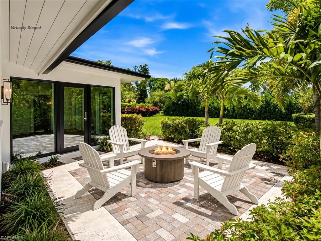 664 Pompano DR