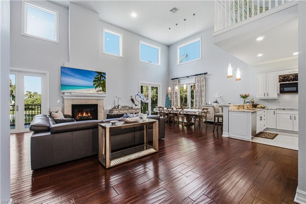 207 San Mateo DR
