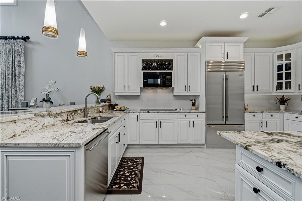 207 San Mateo DR