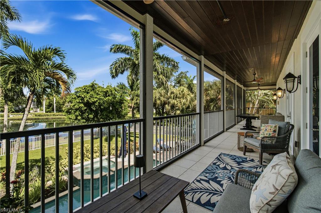 207 San Mateo DR