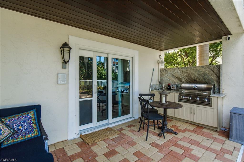 207 San Mateo DR