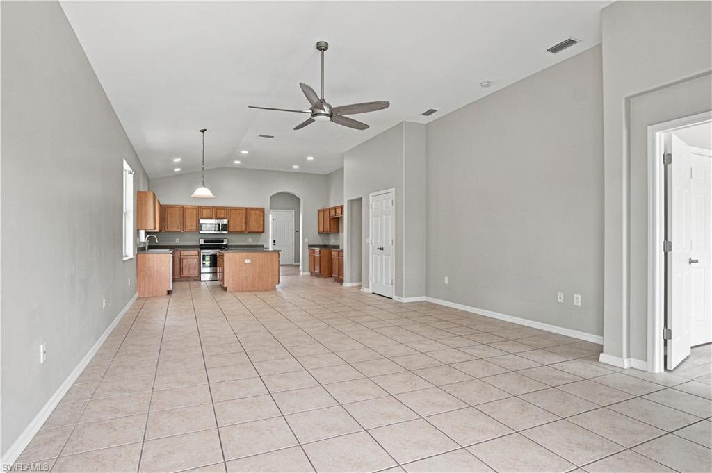 2022 Fairmont LN