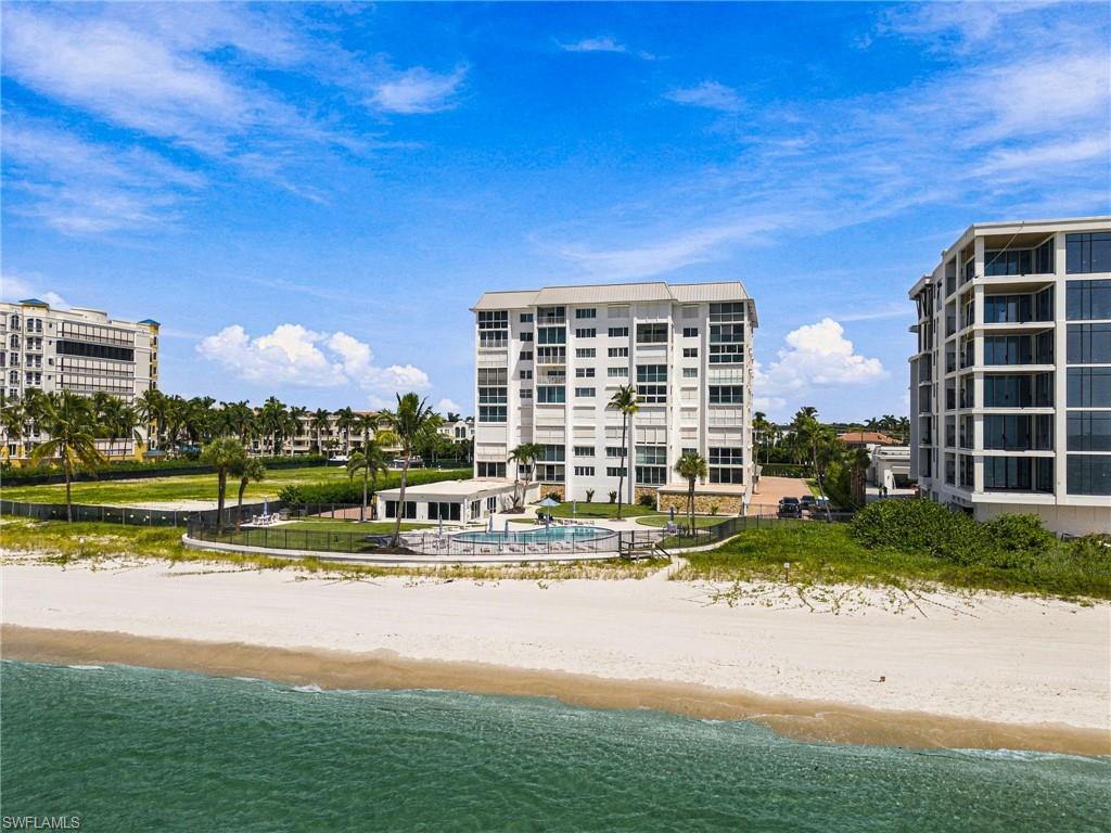 1717 Gulf Shore BLVD N 103