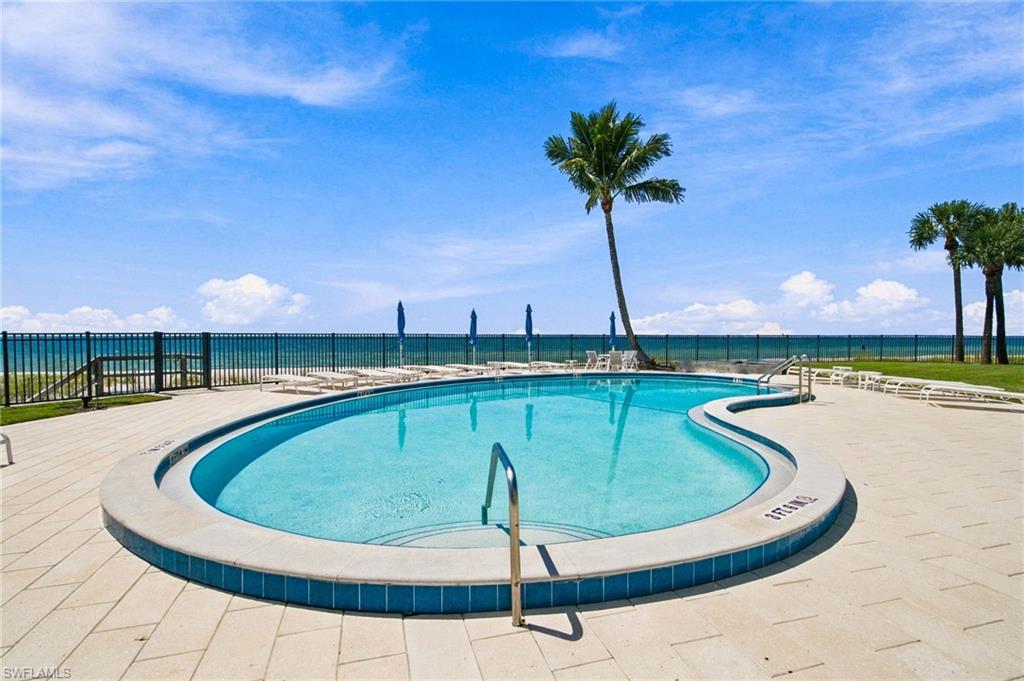1717 Gulf Shore BLVD N 103
