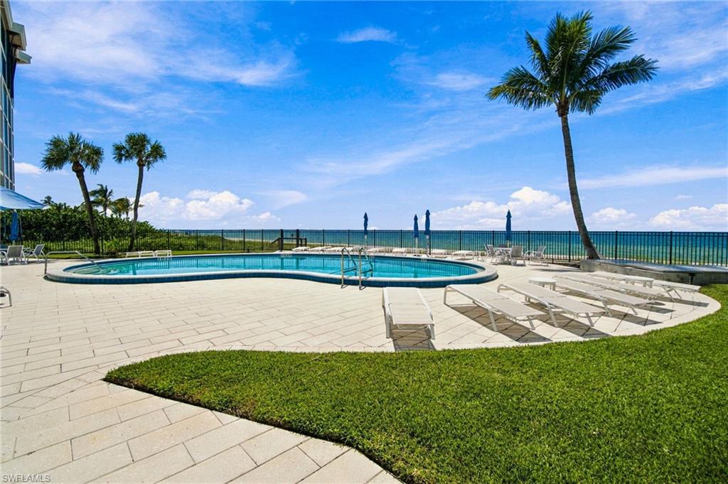 1717 Gulf Shore BLVD N 103