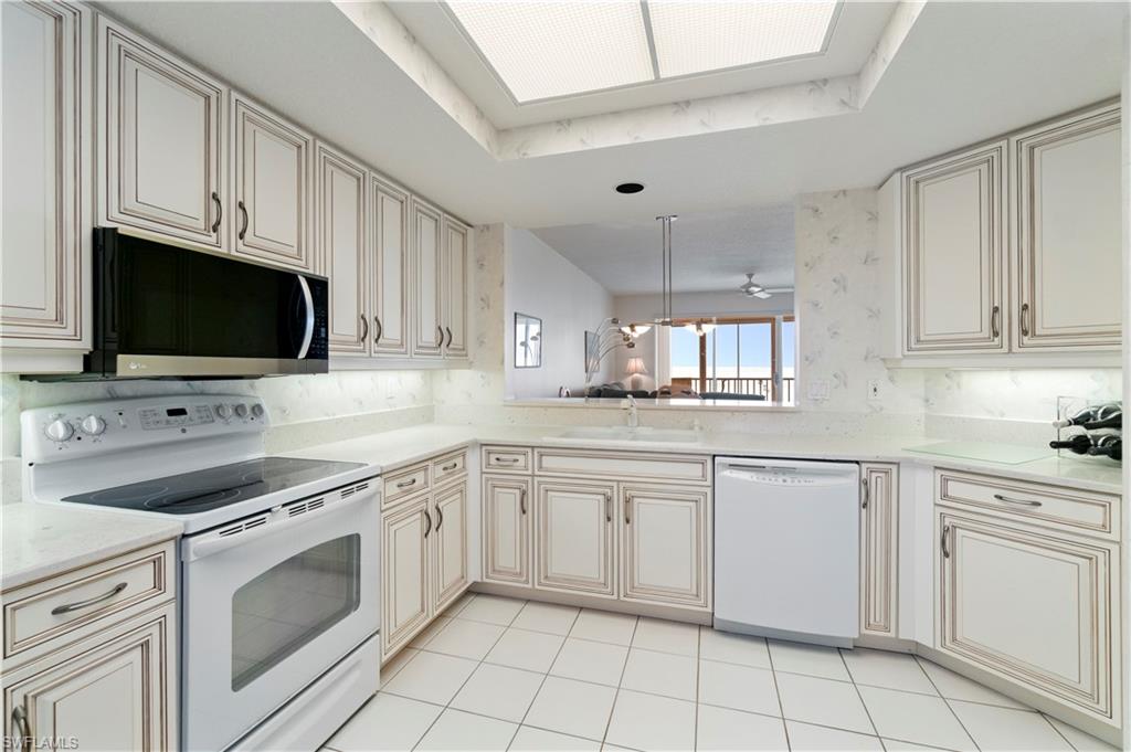 267 Barefoot Beach BLVD 204