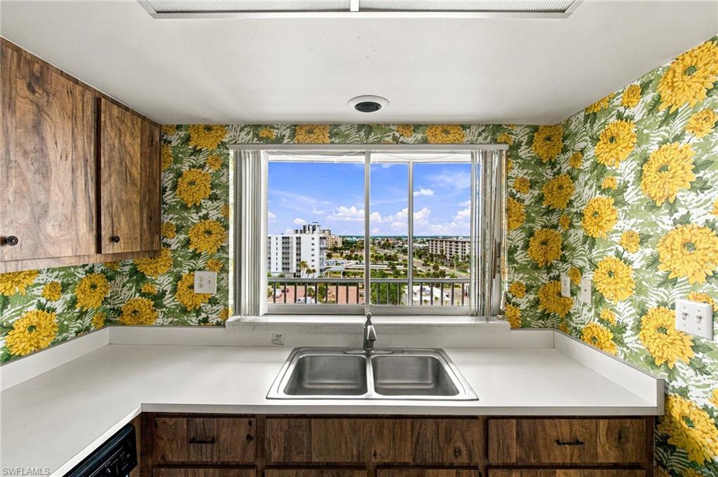 7148 Estero BLVD 823