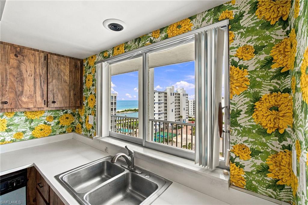 7148 Estero BLVD 823