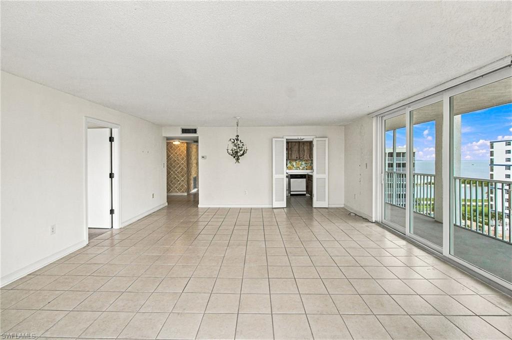 7148 Estero BLVD 823