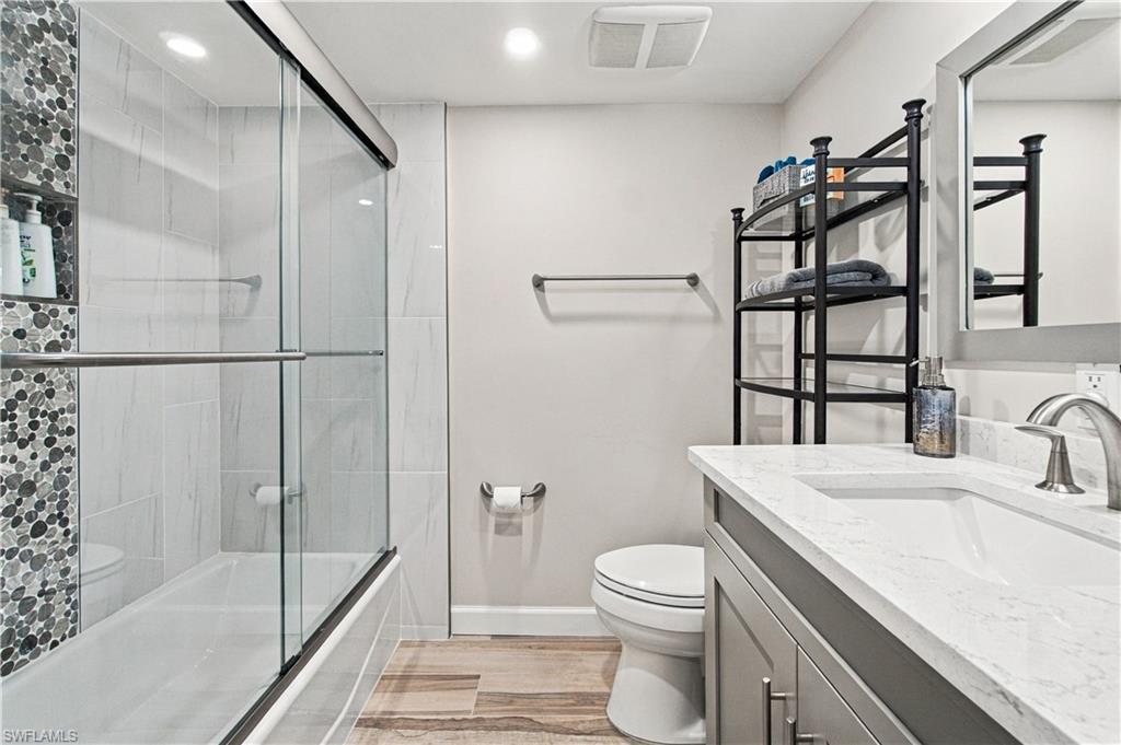 226 3rd ST 215