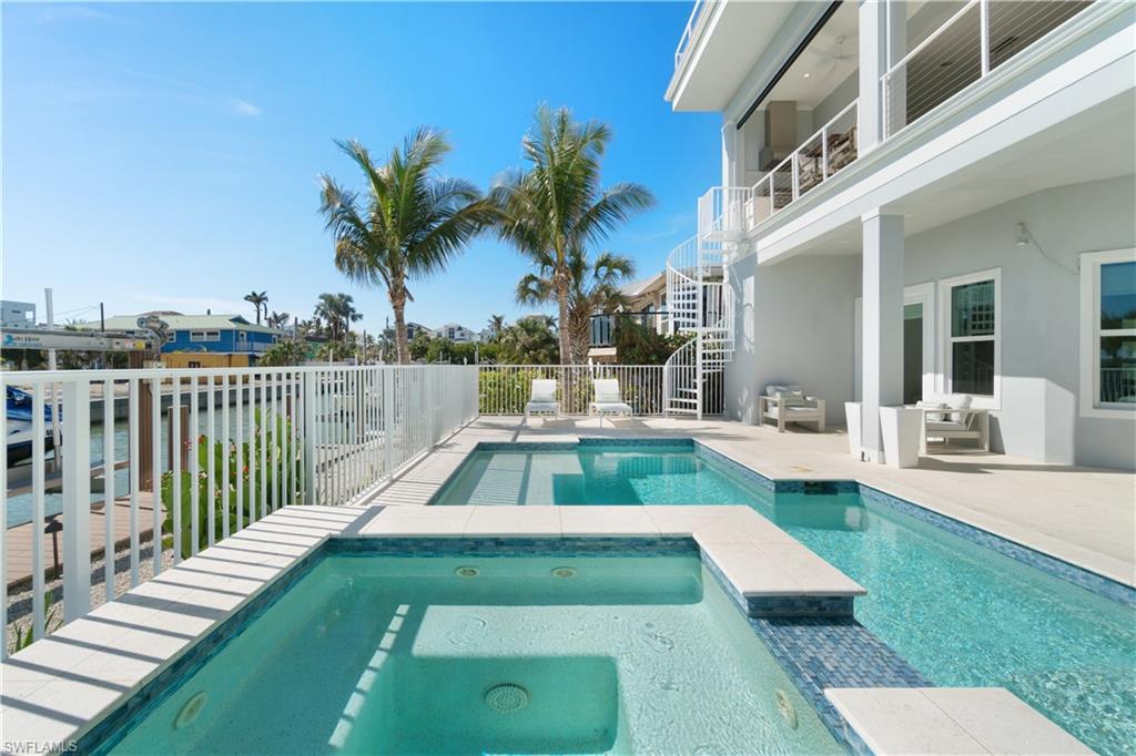 5997 Cypress LN