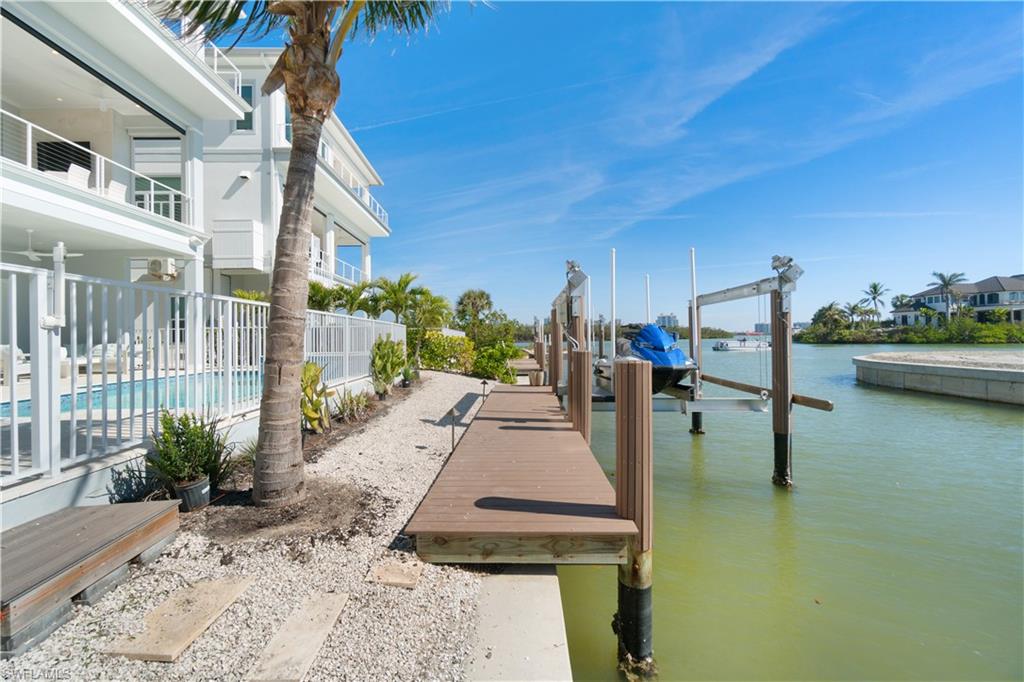 5997 Cypress LN