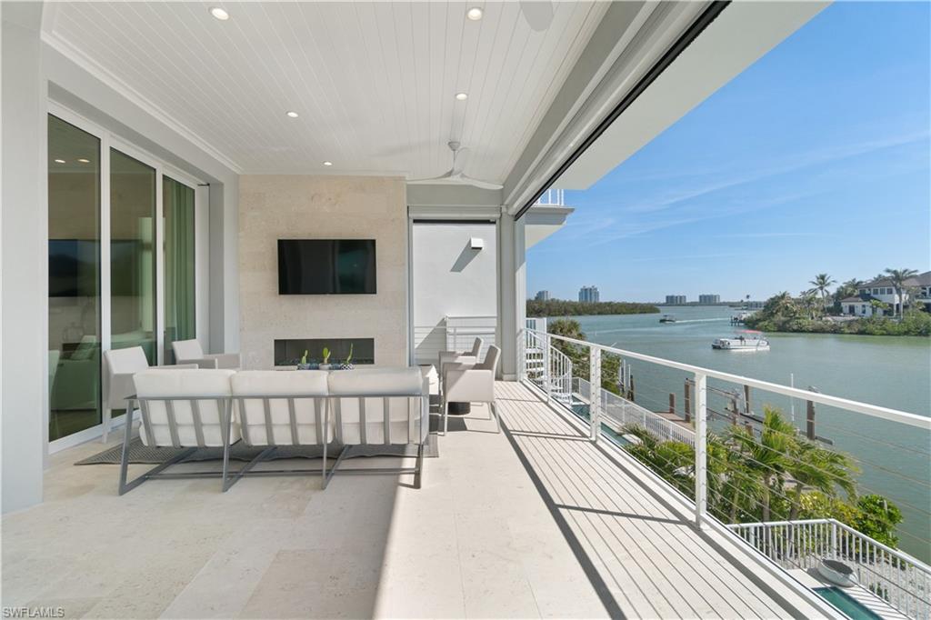 5997 Cypress LN