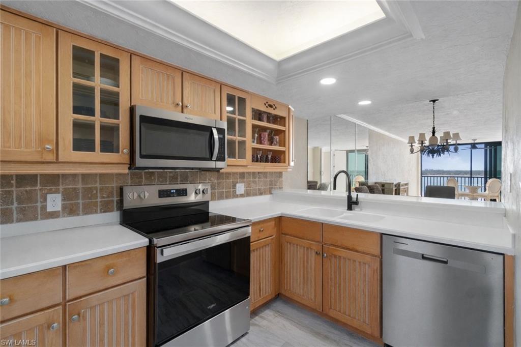 8400 Estero BLVD 303