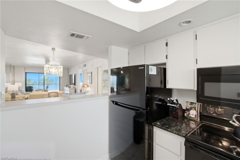4450 Estero BLVD 403