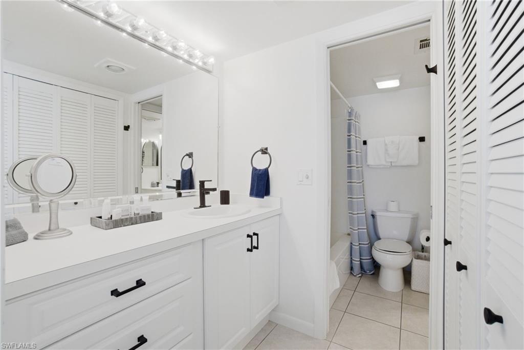 4450 Estero BLVD 403