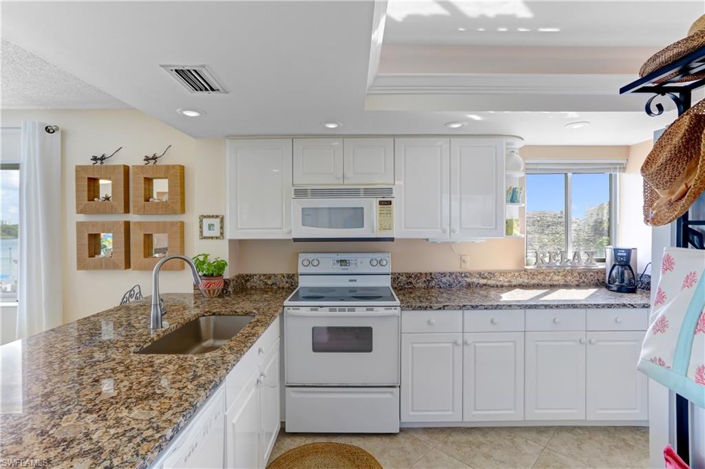 26371 Hickory BLVD 304