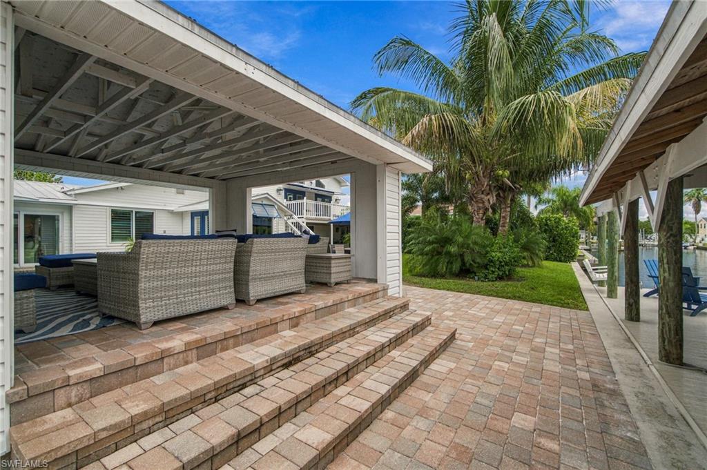 4831 Tarpon AVE