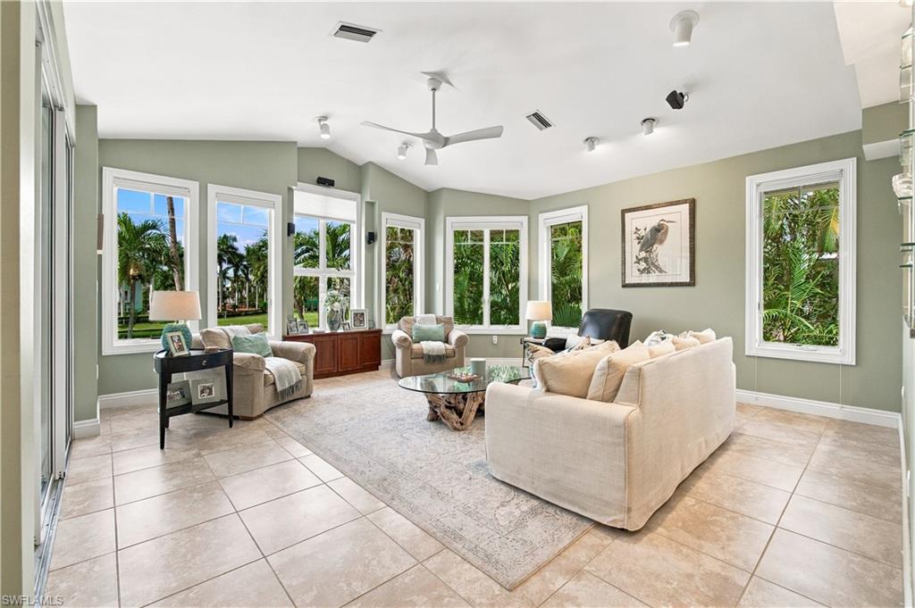 213 Topanga DR