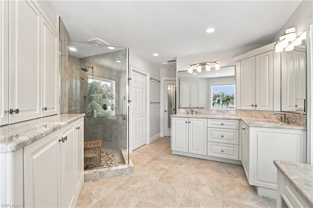 213 Topanga DR