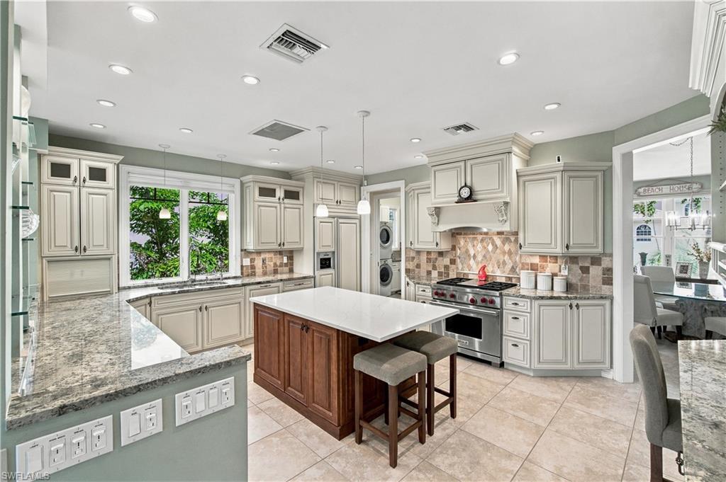 213 Topanga DR