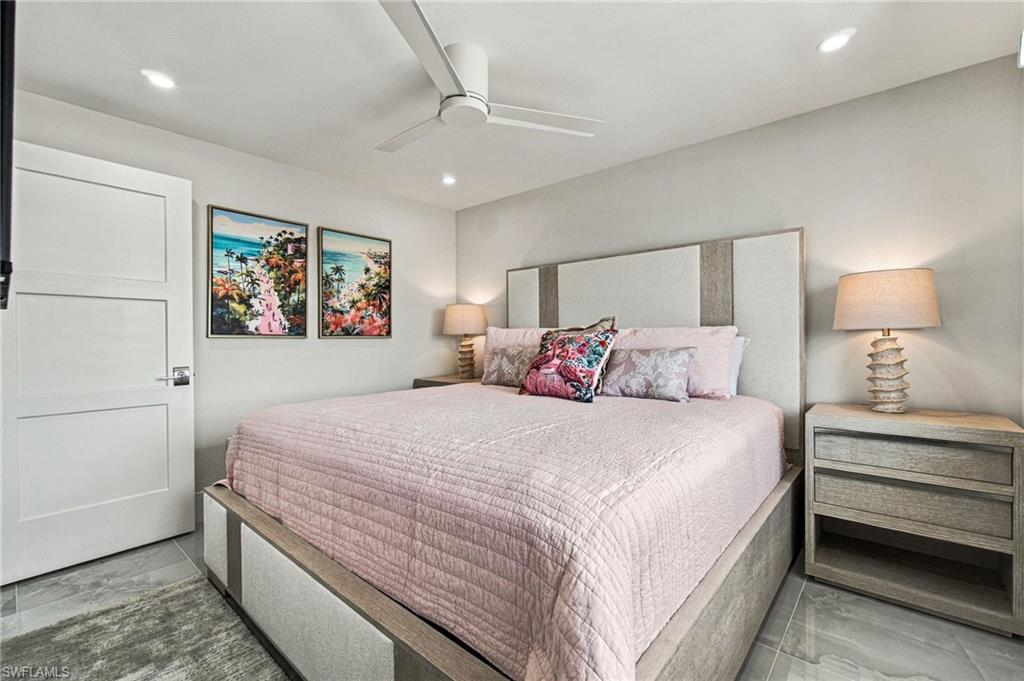 2088 Estero BLVD 4D