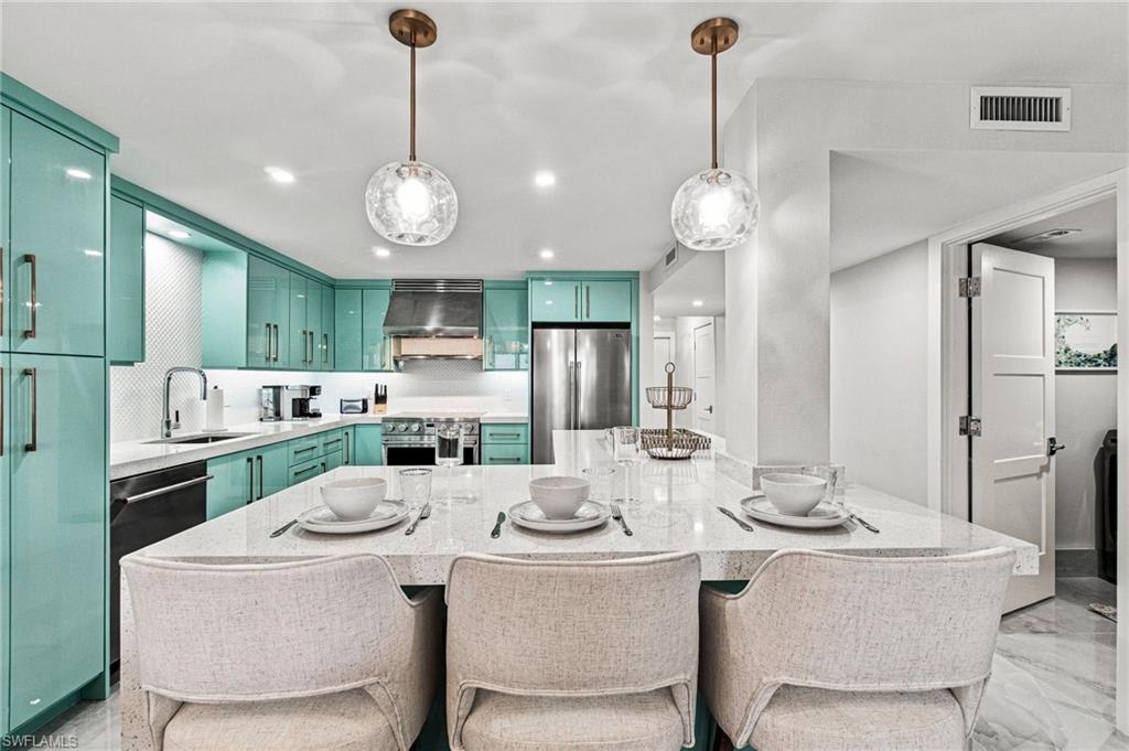 2088 Estero BLVD 4D
