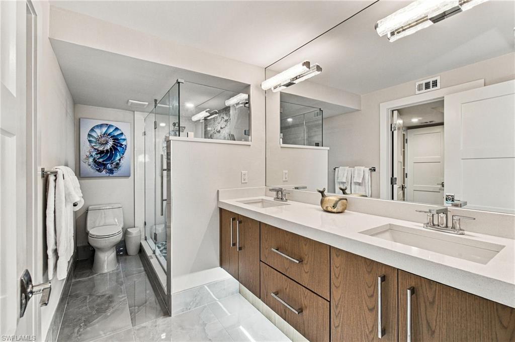2088 Estero BLVD 4D