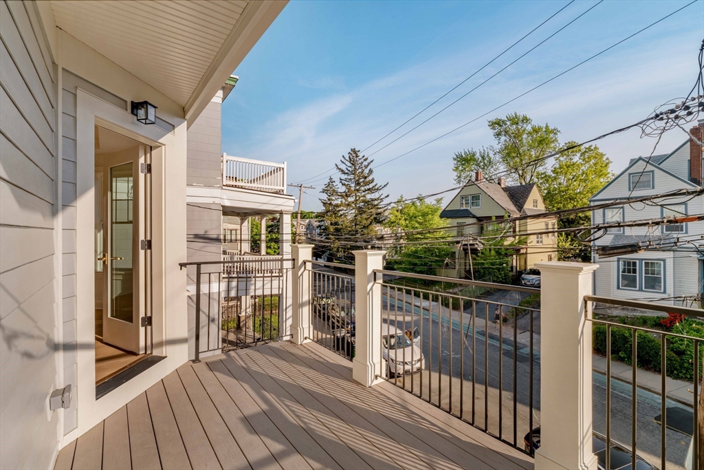 277 Summer St