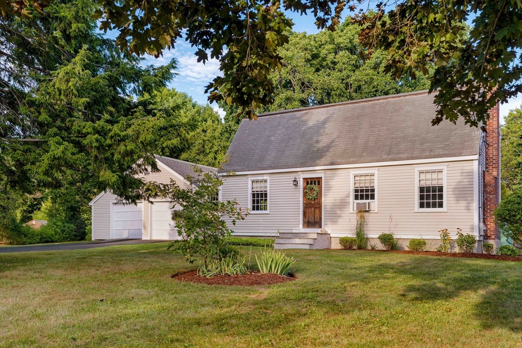 17 Silverbrook Rd