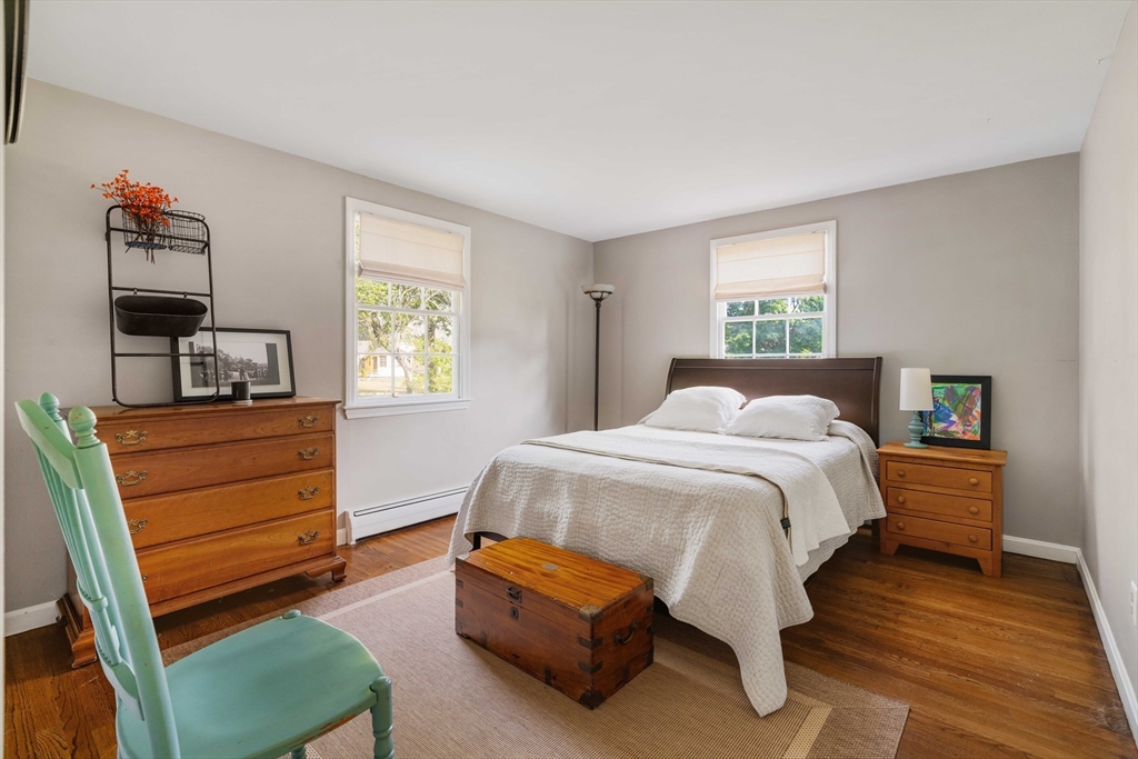 17 Silverbrook Rd