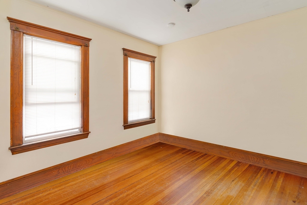 24 Hamilton Rd