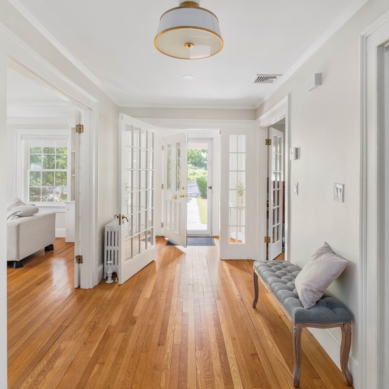 46 Bartlett St
