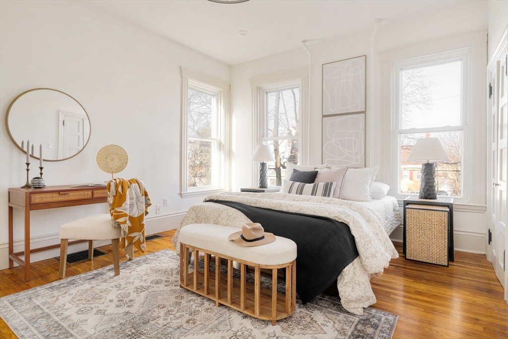 121 Cross Street # 2