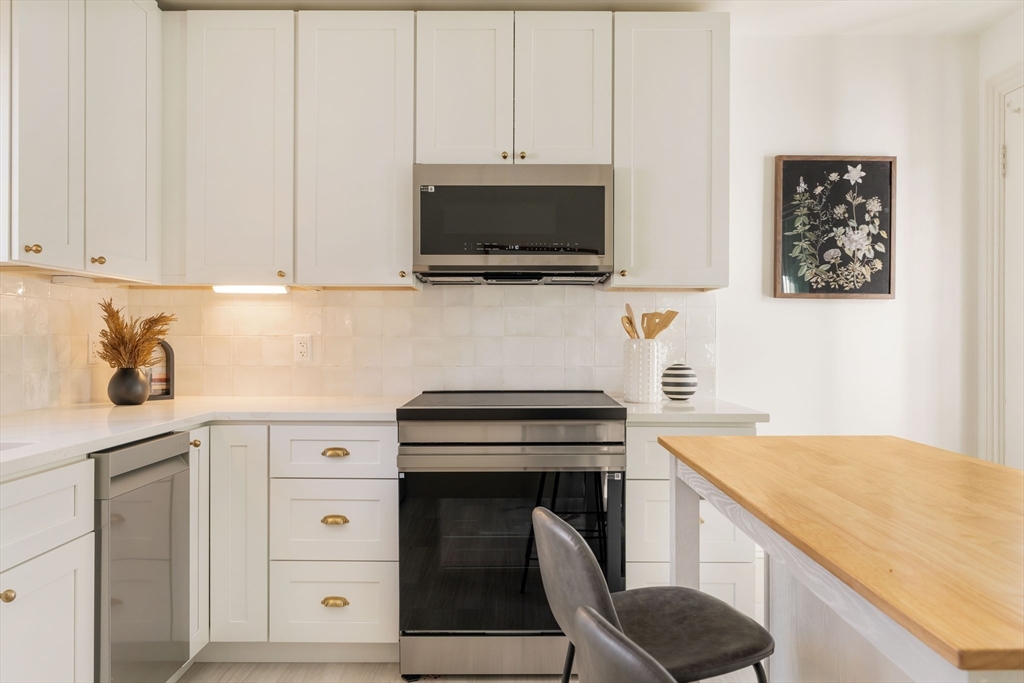 121 Cross Street # 2