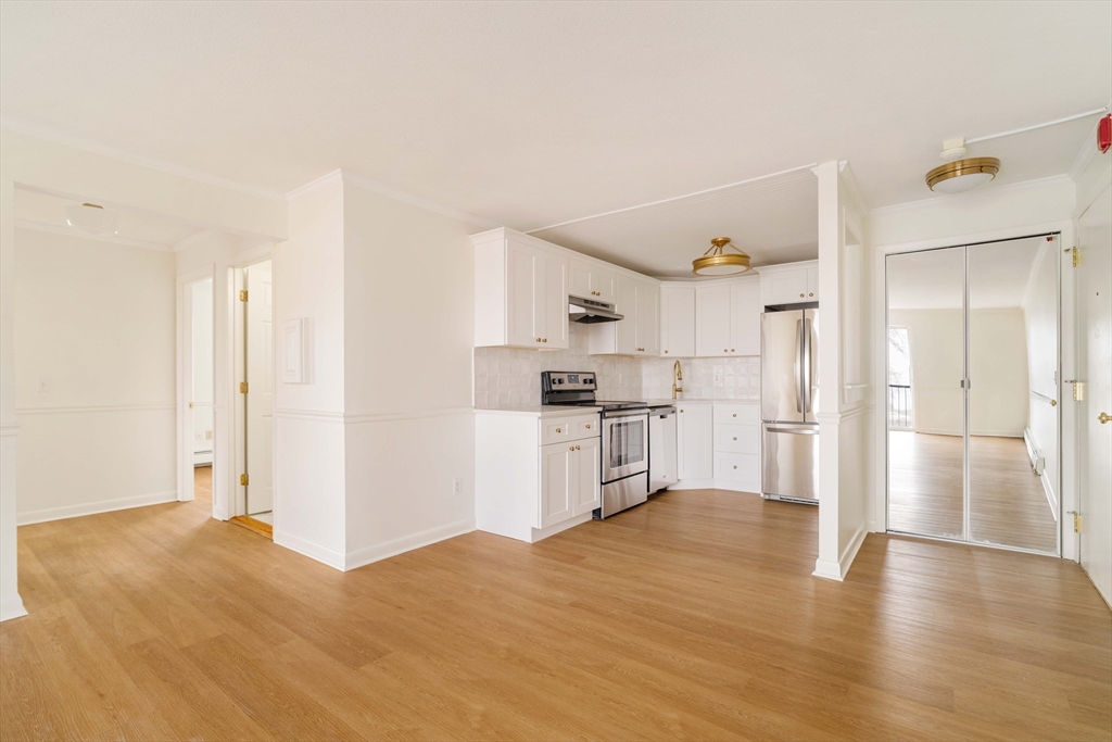44 Lexington Ave # 5