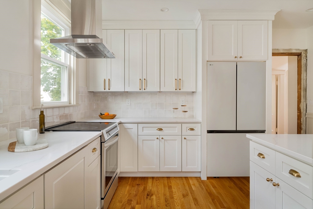 121 Cross Street # 3