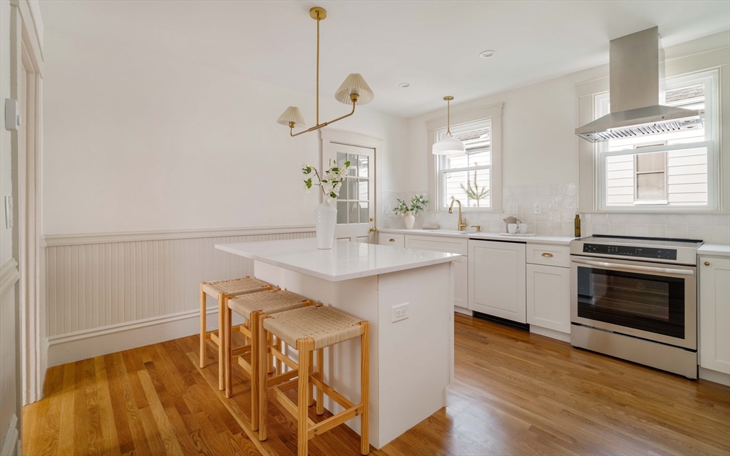 121 Cross Street # 3