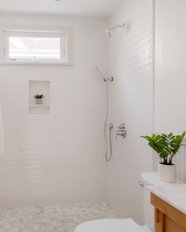 121 Cross Street # 3