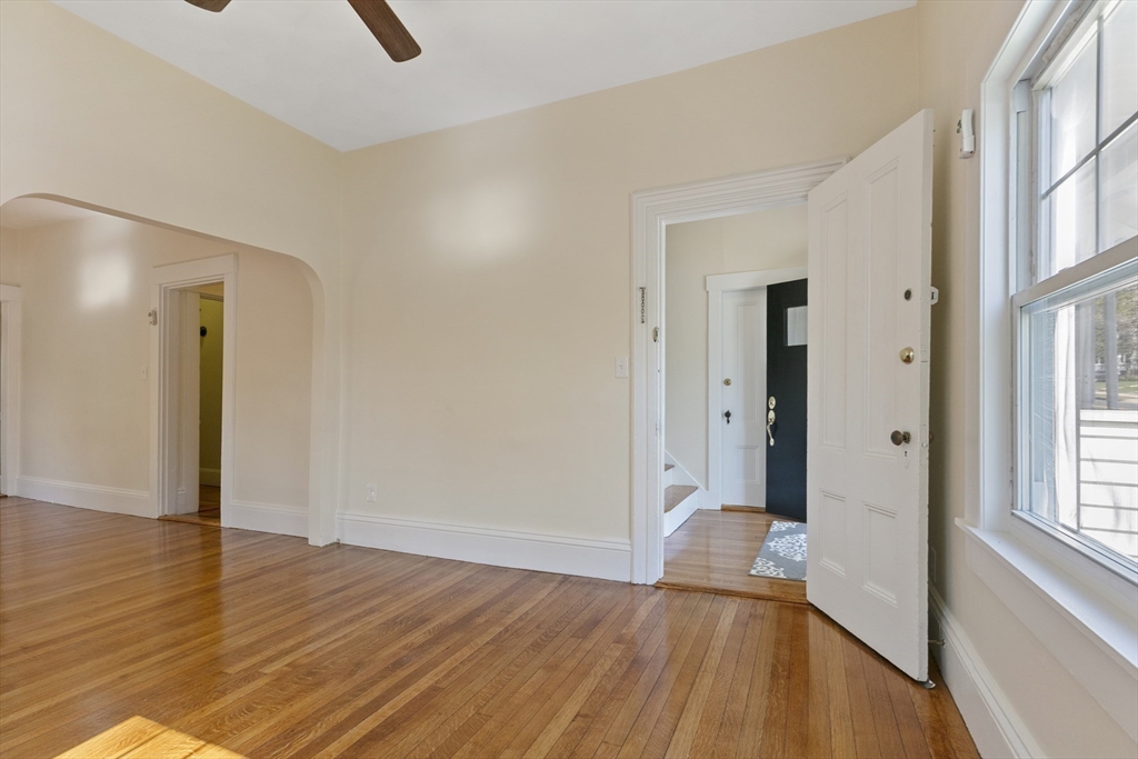 106 Elm St