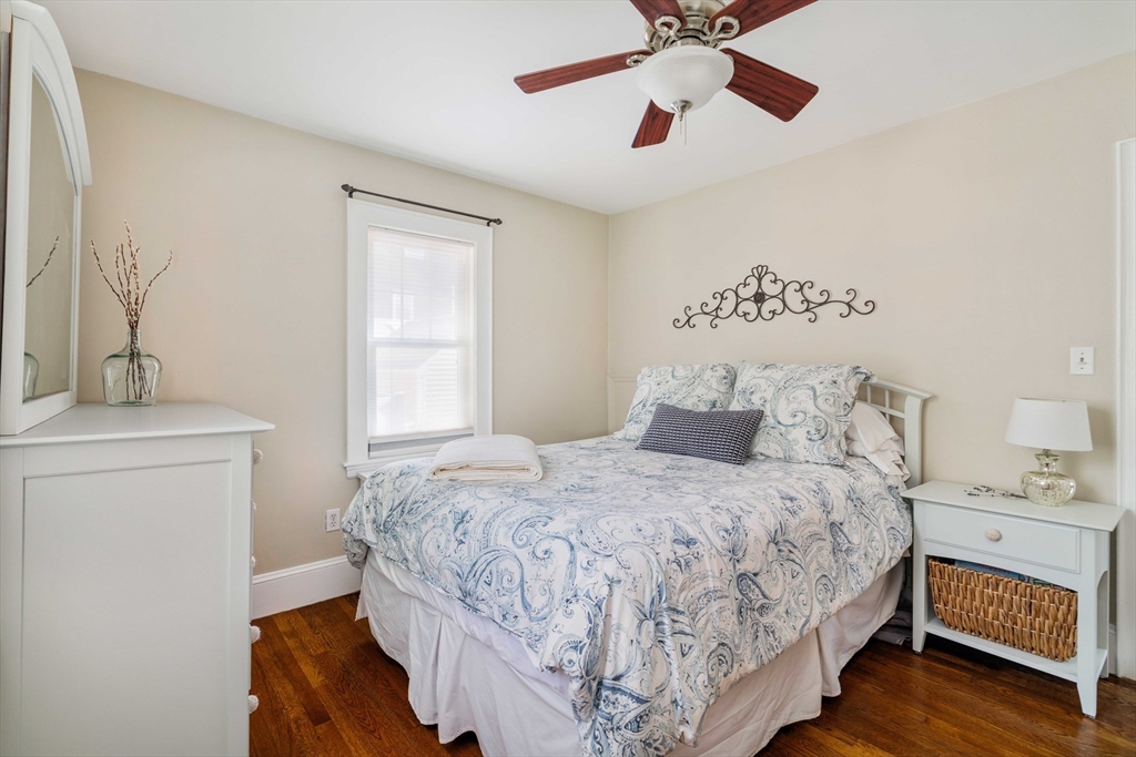 54 Endicott Rd