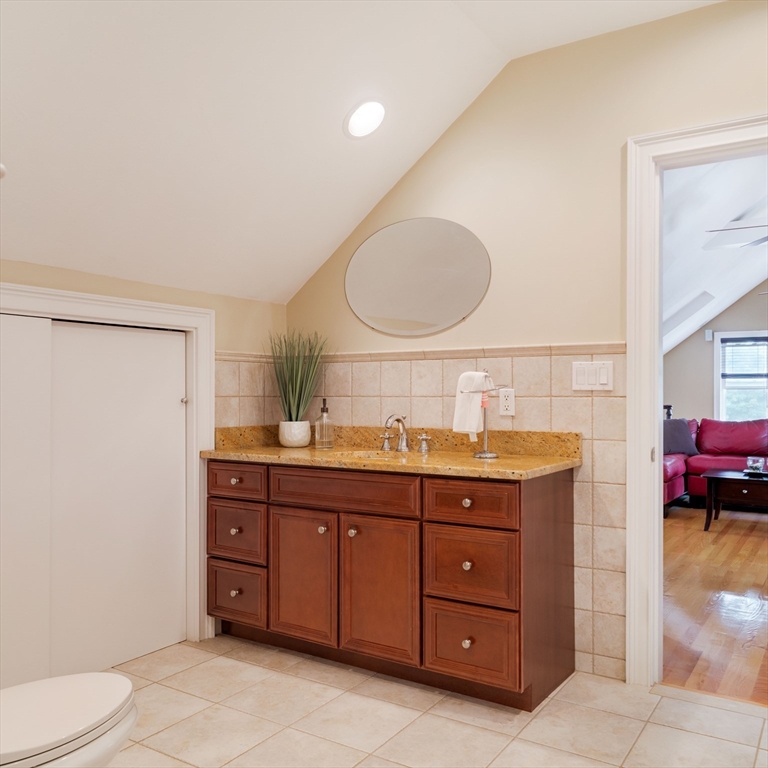 2-4 Peabody Rd